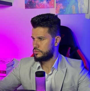 Wellington Domiciano - Prof Well